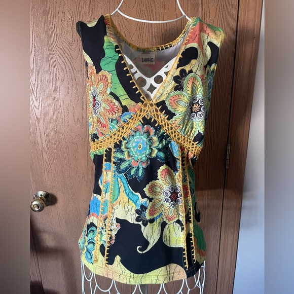 Love Amour Vintage Colorful Paisley Print V-Neck Tank Top - Picture 2 of 11